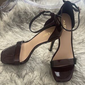 Brand new Aldo Scarlett style high heels